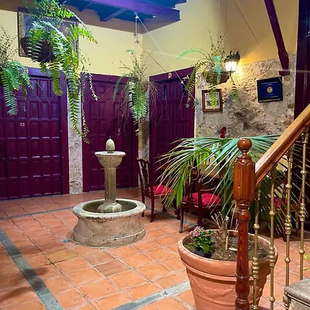 El Patio De Vegueta Pensión *